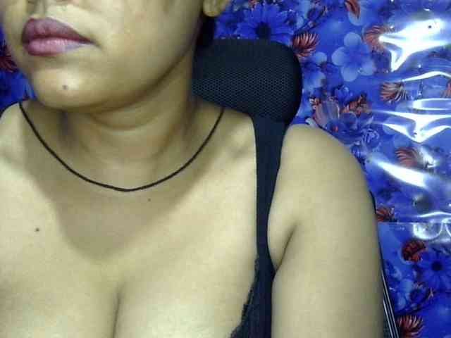 Nusrat-Mimi webcam