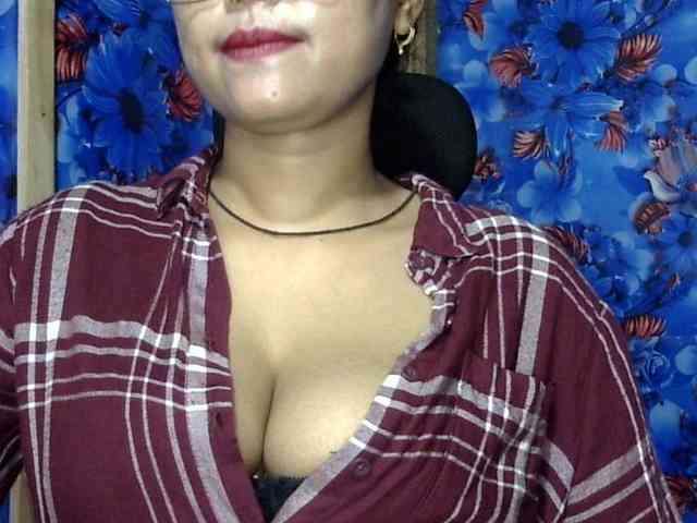 Nusrat-Mimi webcam