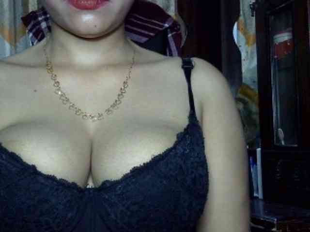 Nusrat-Mimi webcam