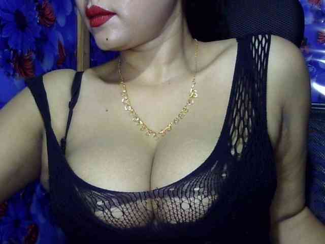 Nusrat-Mimi webcam