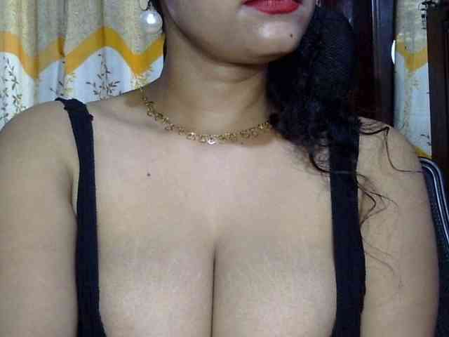 Nusrat-Mimi webcam