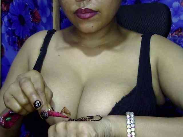 Nusrat-Mimi webcam