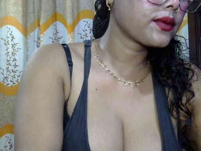 Nusrat-Mimi webcam