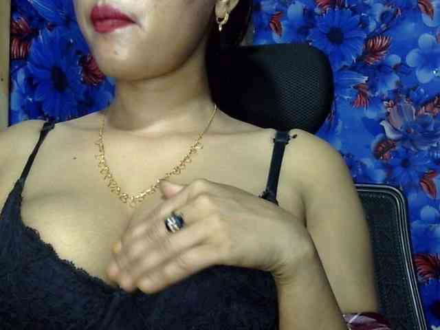 Nusrat-Mimi webcam