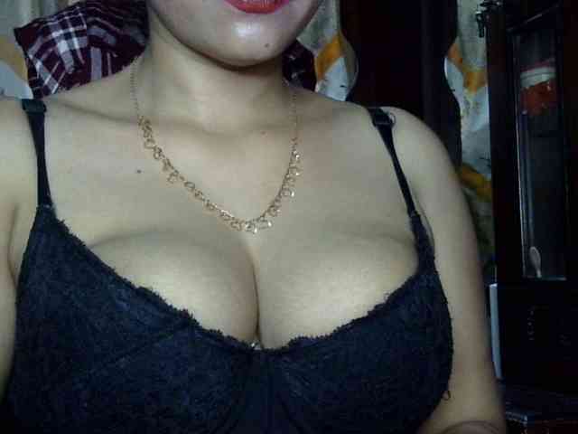 Nusrat-Mimi webcam