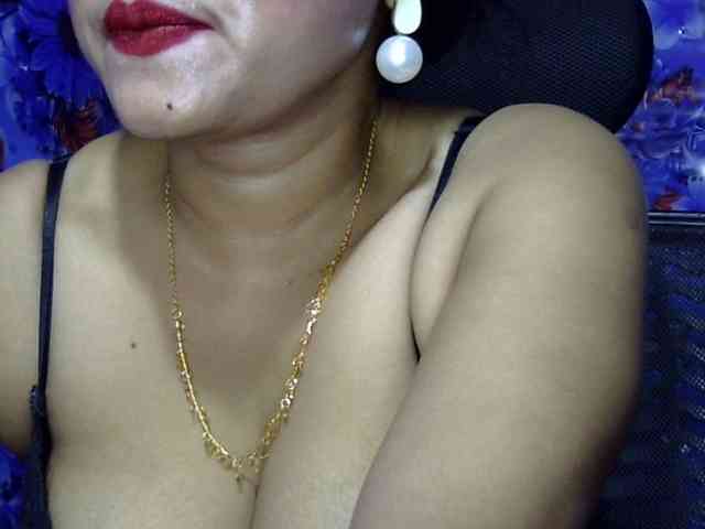 Nusrat-Mimi webcam