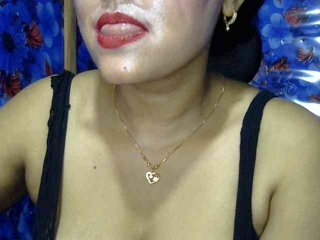 Nusrat-Mimi webcam