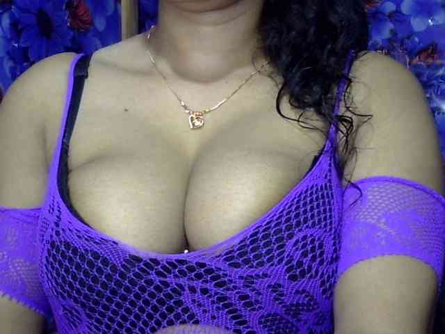 Nusrat-Mimi webcam