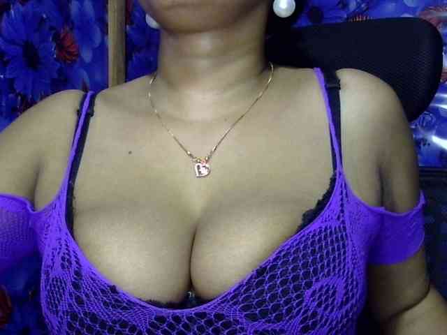 Nusrat-Mimi webcam