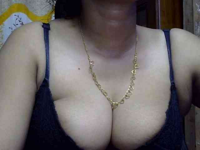 Nusrat-Mimi webcam