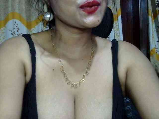 Nusrat-Mimi webcam