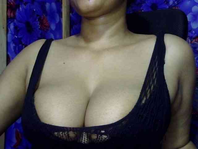 Nusrat-Mimi webcam