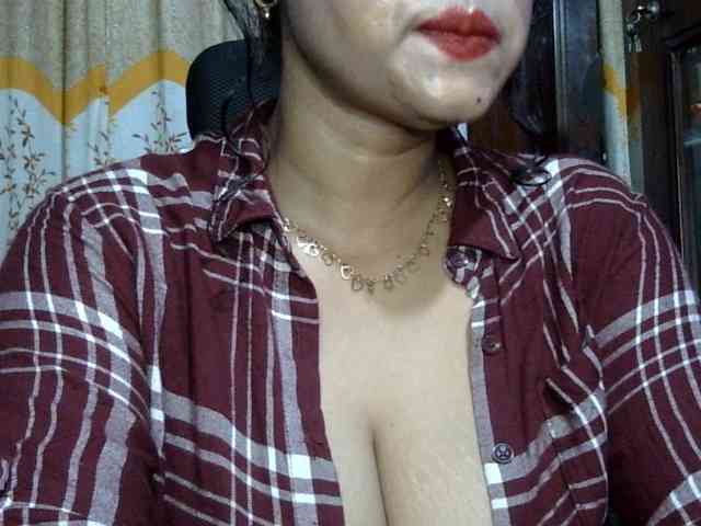 Nusrat-Mimi webcam
