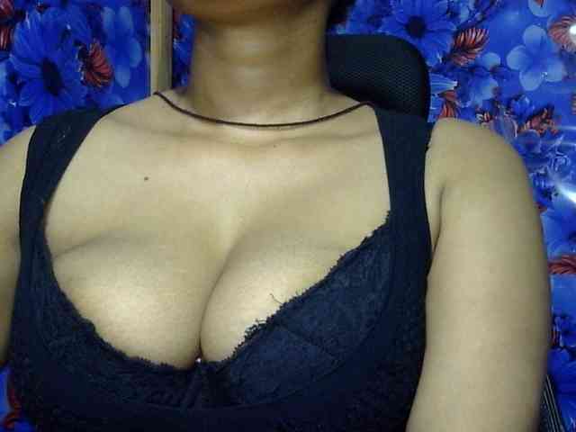 Nusrat-Mimi webcam