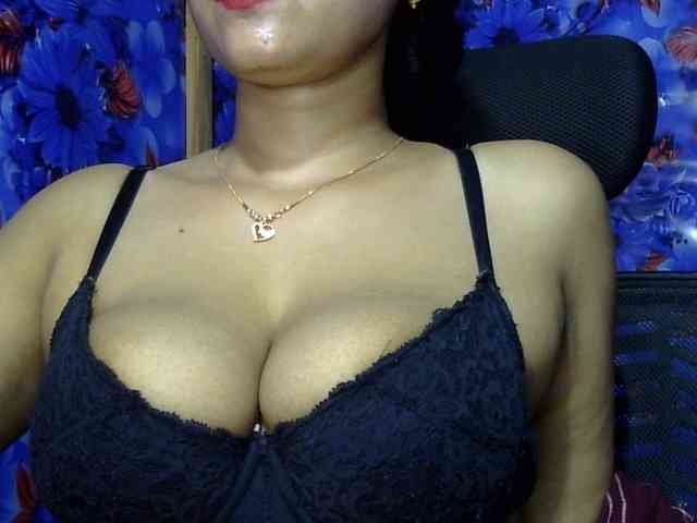 Nusrat-Mimi webcam