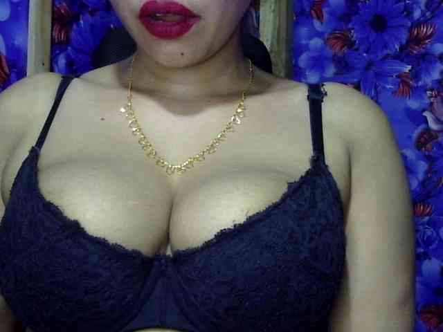 Nusrat-Mimi webcam