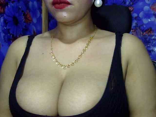 Nusrat-Mimi webcam