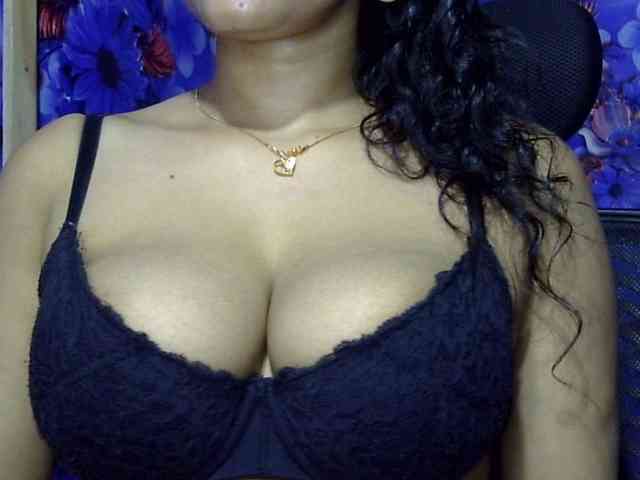 Nusrat-Mimi webcam