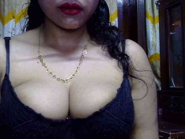 Nusrat-Mimi webcam
