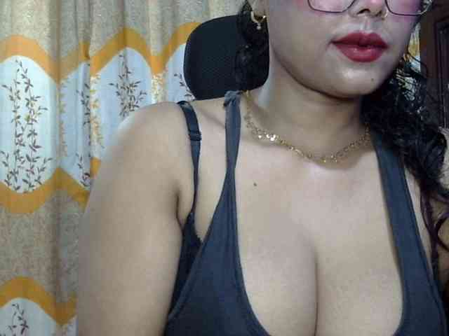 Nusrat-Mimi webcam