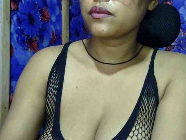 Nusrat-Mimi webcam