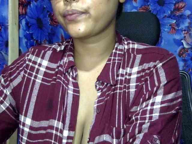 Nusrat-Mimi webcam
