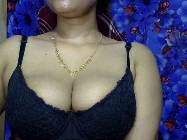 Nusrat-Mimi webcam