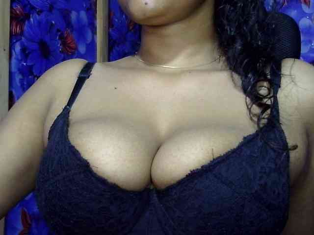 Nusrat-Mimi webcam