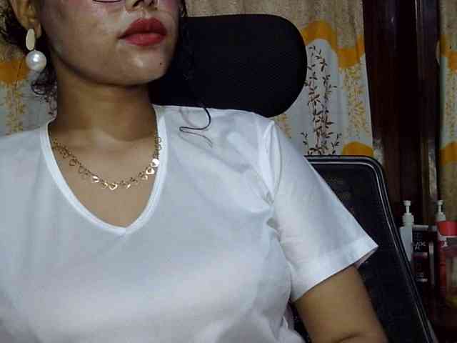 Nusrat-Mimi webcam