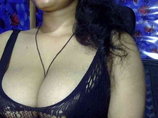 Nusrat-Mimi webcam