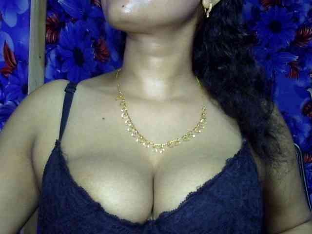 Nusrat-Mimi webcam