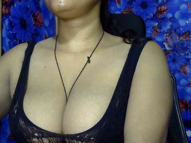Nusrat-Mimi webcam