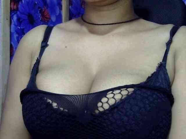 Nusrat-Mimi webcam