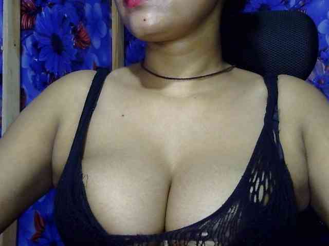 Nusrat-Mimi webcam