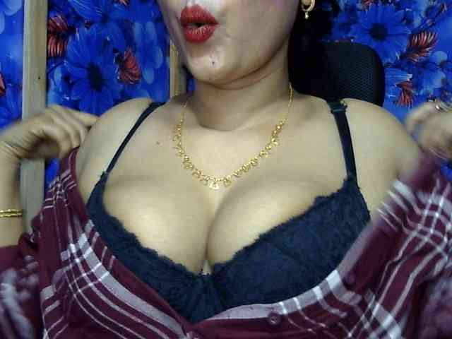 Nusrat-Mimi webcam