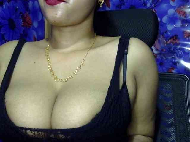 Nusrat-Mimi webcam