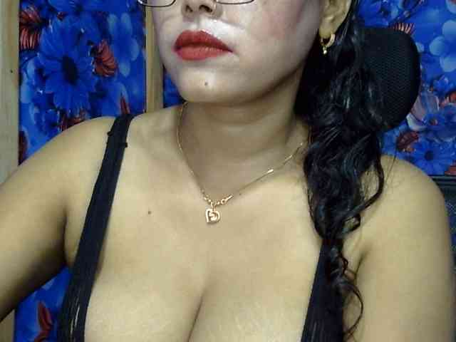 Nusrat-Mimi webcam