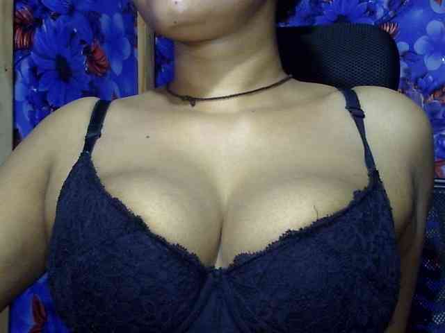 Nusrat-Mimi webcam