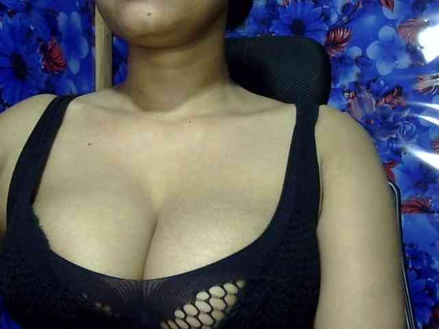 Nusrat-Mimi webcam