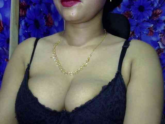 Nusrat-Mimi webcam