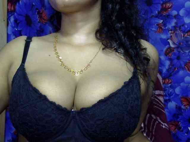Nusrat-Mimi webcam
