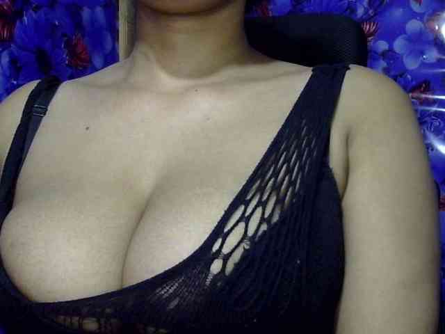 Nusrat-Mimi webcam