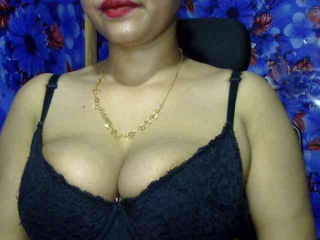 Nusrat-Mimi webcam