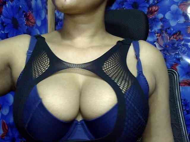 Nusrat-Mimi webcam