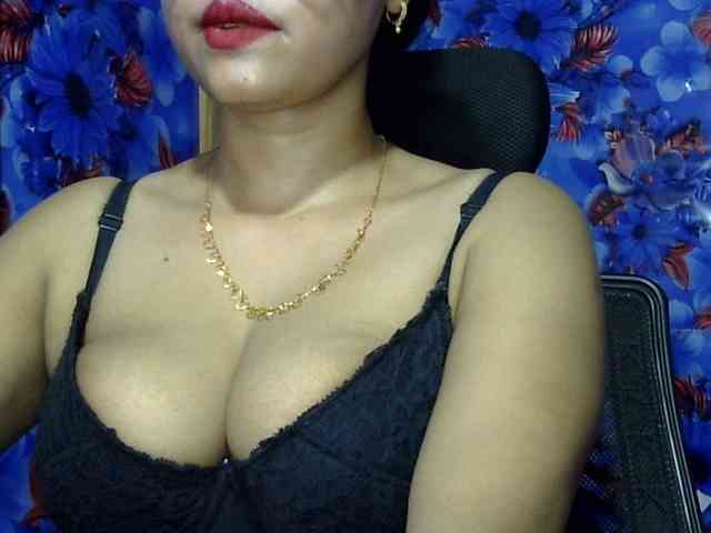 Nusrat-Mimi webcam