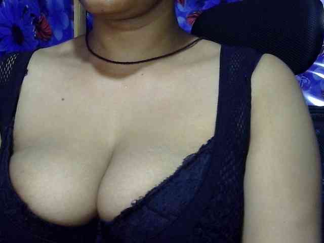 Nusrat-Mimi webcam