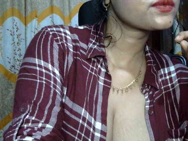 Nusrat-Mimi webcam