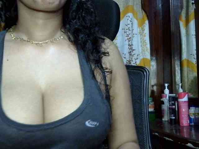 Nusrat-Mimi webcam