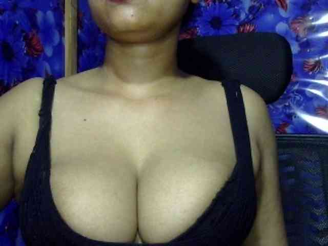 Nusrat-Mimi webcam