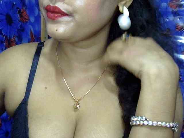 Nusrat-Mimi webcam